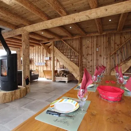 Grand Cosy Avec Terrasse, Jardin Et Jeux A Boisset, Proche Villages Medievaux Et Loisirs Nature - Fr-1-582-246 Venkovský dům Boisset (Haute-Loire)