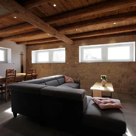 Grand Cosy Avec Terrasse, Jardin Et Jeux A Boisset, Proche Villages Medievaux Et Loisirs Nature - Fr-1-582-246 Boisset (Haute-Loire)