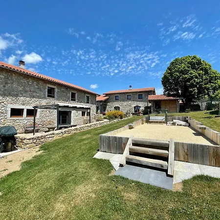 Grand Cosy Avec Terrasse, Jardin Et Jeux A Boisset, Proche Villages Medievaux Et Loisirs Nature - Fr-1-582-246 בית נופש Boisset (Haute-Loire)