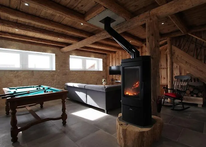 Ferienhaus Grand Cosy Avec Terrasse, Jardin Et Jeux A Boisset, Proche Villages Medievaux Et Loisirs Nature - Fr-1-582-246 *